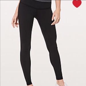 Classic lululemon wunder unders!